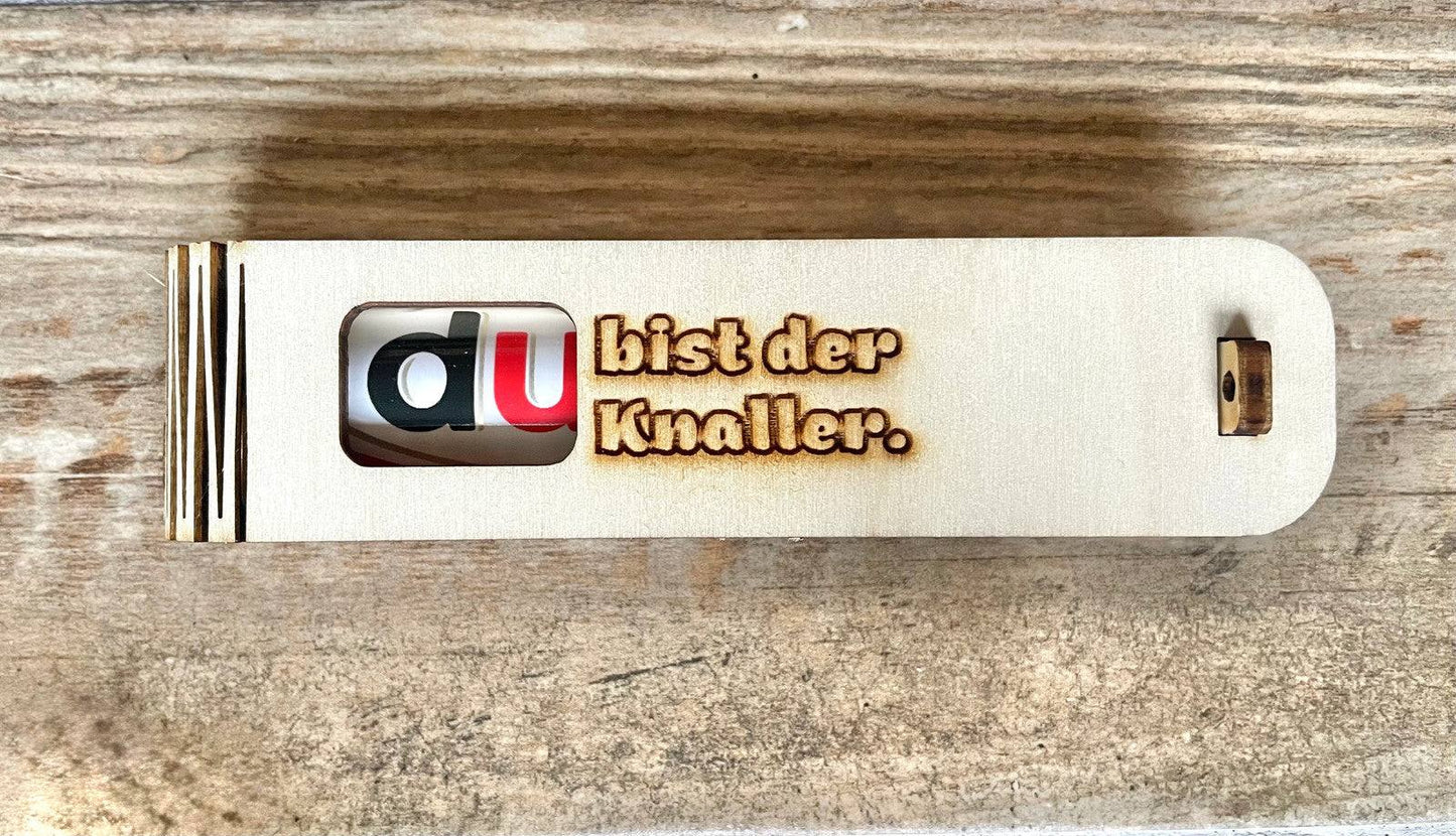 Kreatives Präsent mit Herz gravierte Holzbox „Du bist der Knaller“ mit Duplo Geschenküberraschung