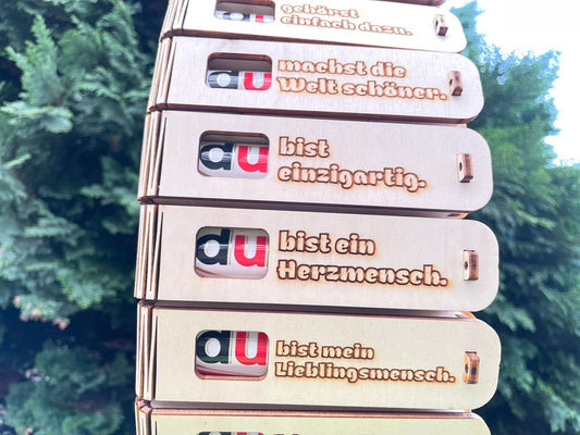 Geschenkbox „Du bist ein Herzmensch“ gravierte Holzbox mit Duplo Schokoriegel als liebevolle Überraschung
