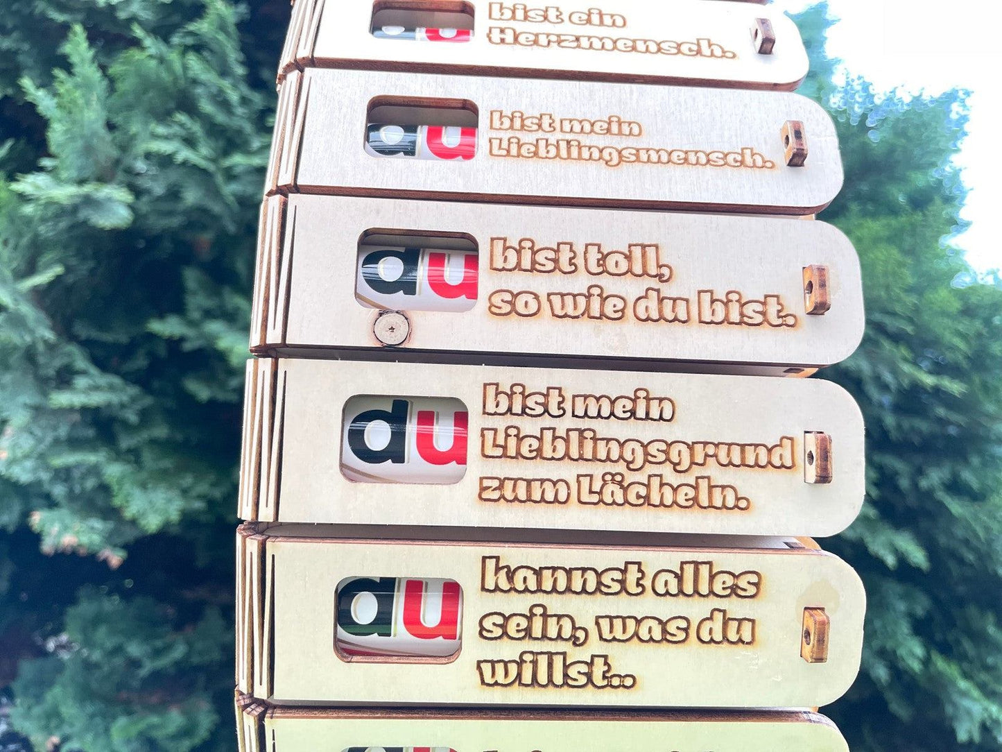 Duplo in der Box mit liebevoll gravierter Holzgeschenkbox „Du bist mein Lieblingsgrund zum Lächeln“
