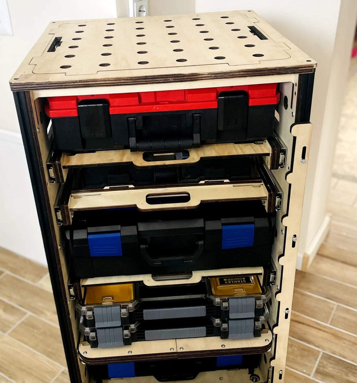 Schublade L-BOXX Mini aus robustem Sperrholz zur platzsparenden Werkzeugorganisation in Werkstattwagen und Regalsystemen