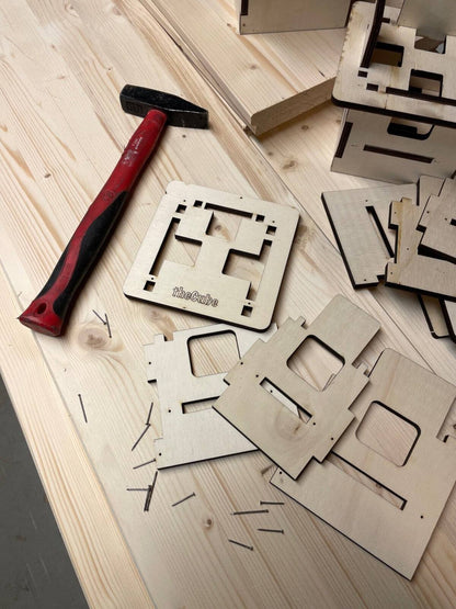 Montagewürfel-Set aus Holz für präzise Möbelmontage mit exakten Winkeln und robuster Ausführung