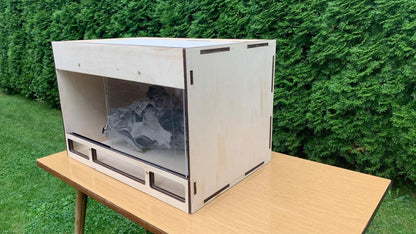 Terrarium aus gelasertem Sperrholz mit robustem Stecksystem und natürlicher Holzoptik, Maße 100x40x60 cm