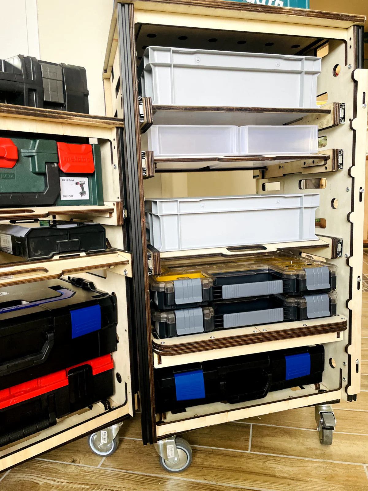 Rollcontainer mit Schubladen für L-BOXX und Systemboxen, mobil und stapelbar mit integrierter Arbeitsfläche