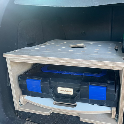 Kompakter Rollcontainer mit Schublade für Werkzeugboxen, stapelbar und mobil für Van, SUV und Transporter